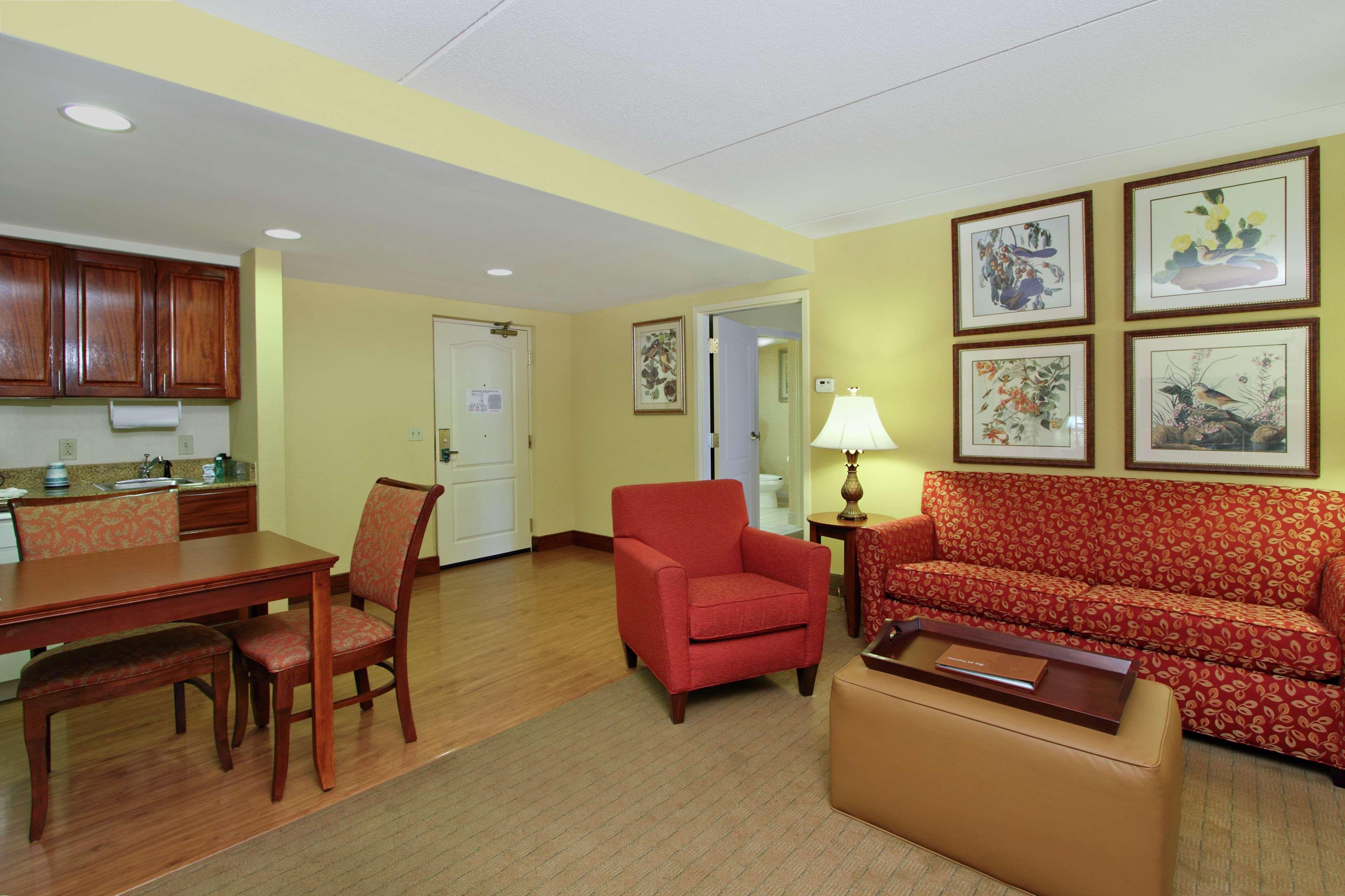 Homewood Suites By Hilton Chesapeake - Greenbrier Exterior foto