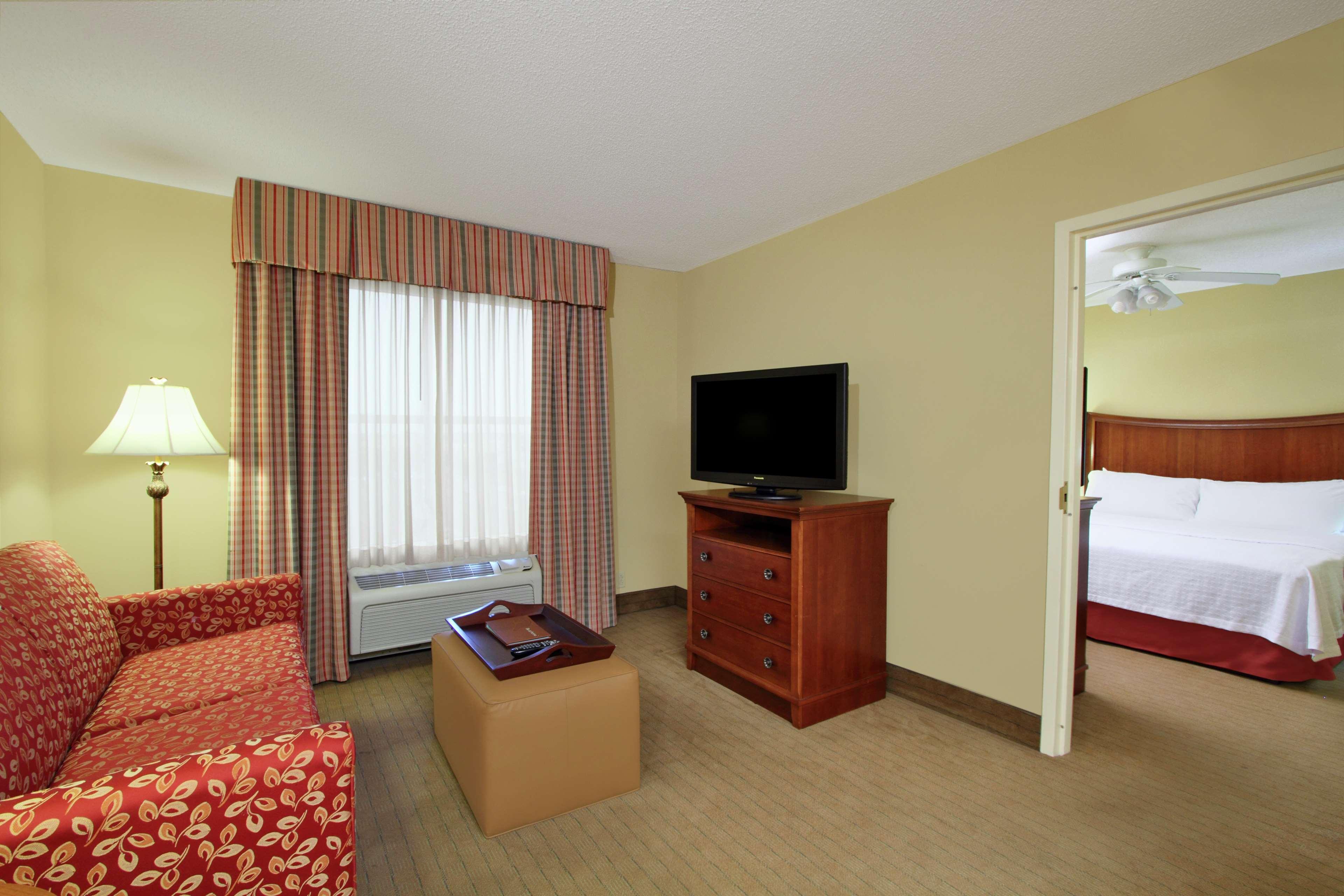 Homewood Suites By Hilton Chesapeake - Greenbrier Exterior foto